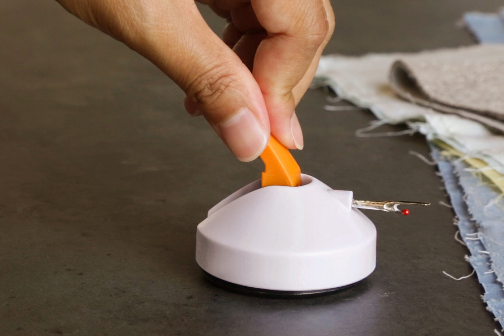 Fiskars Tabletop Seam Ripper