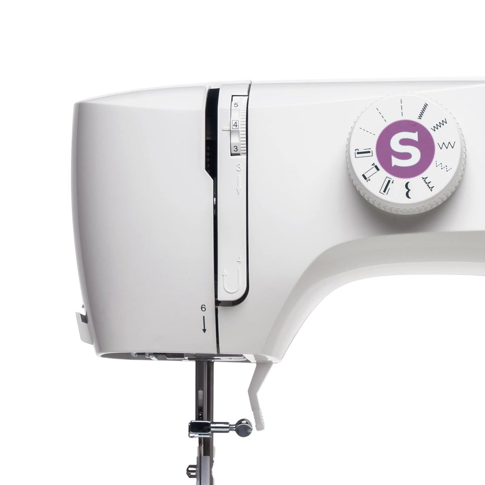 Singer M1605 Sewing Machine - Ex Display