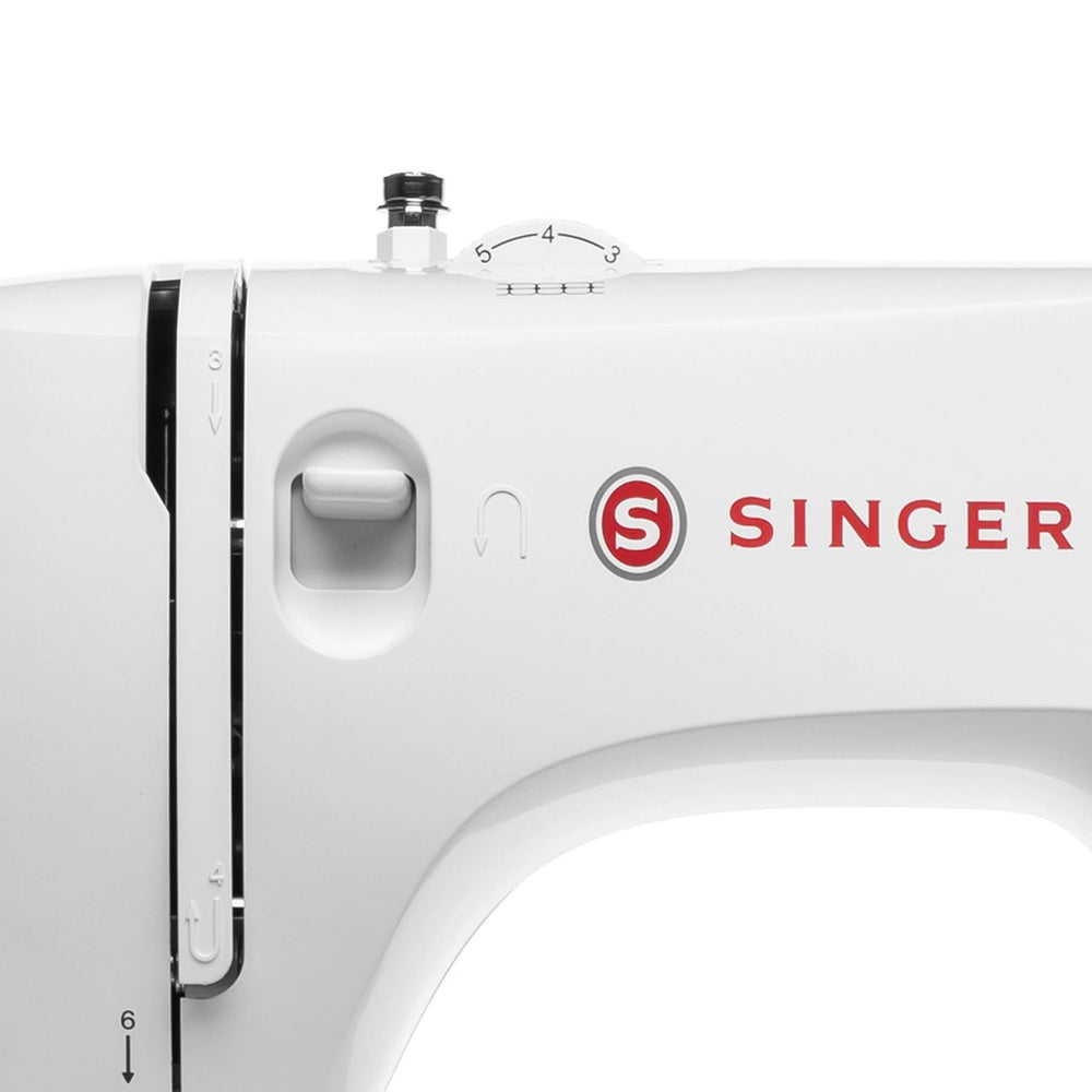 Singer M2605 Sewing Machine with automatic needle threader - Ex Display