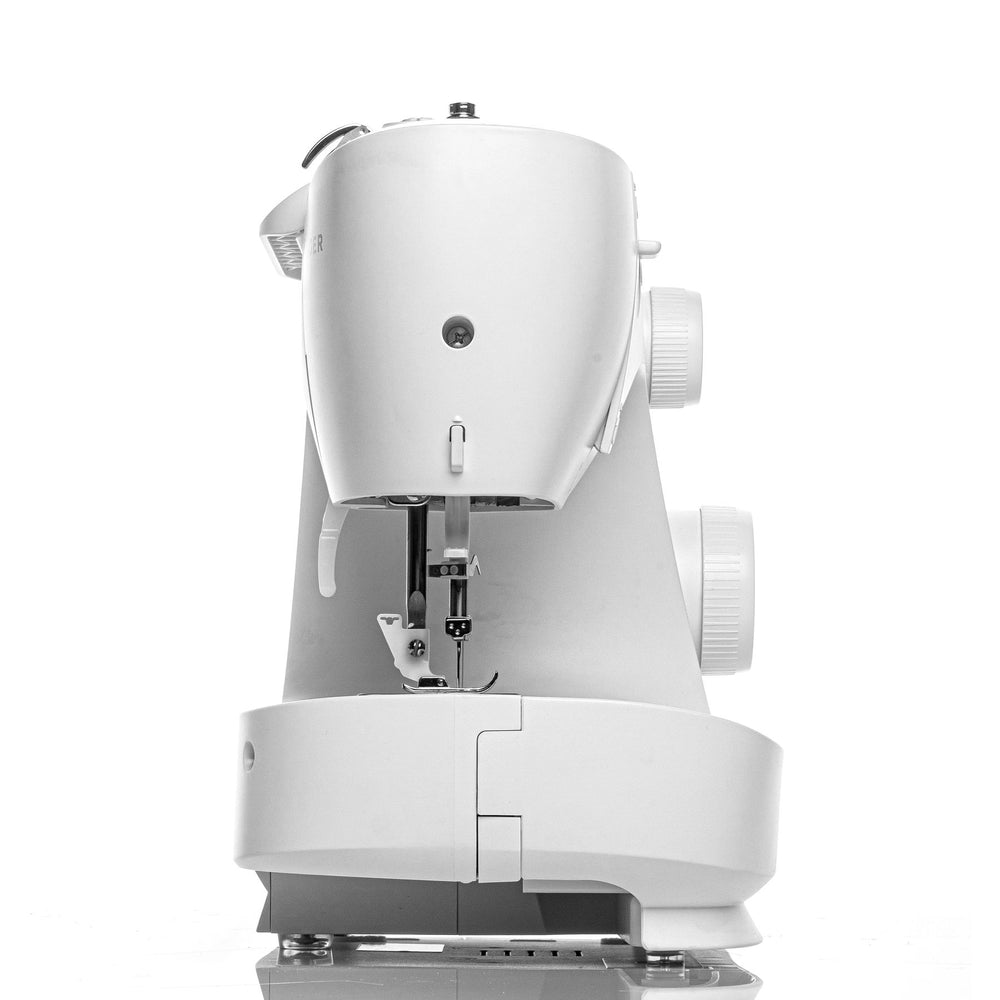 Singer M2605 Sewing Machine with automatic needle threader - Ex Display